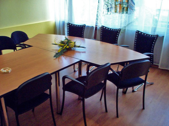 Sala za sastanke tik90 Stolarska radionica Tik Sremska Mitrovica